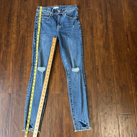 GOOD AMERICAN Skinny Jeans Blue Denim Distressed Fringed Grunge - Picture 13 of 14